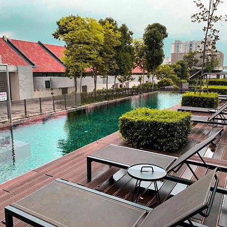 Tamarind Suites@Сайберджая Экстерьер фото
