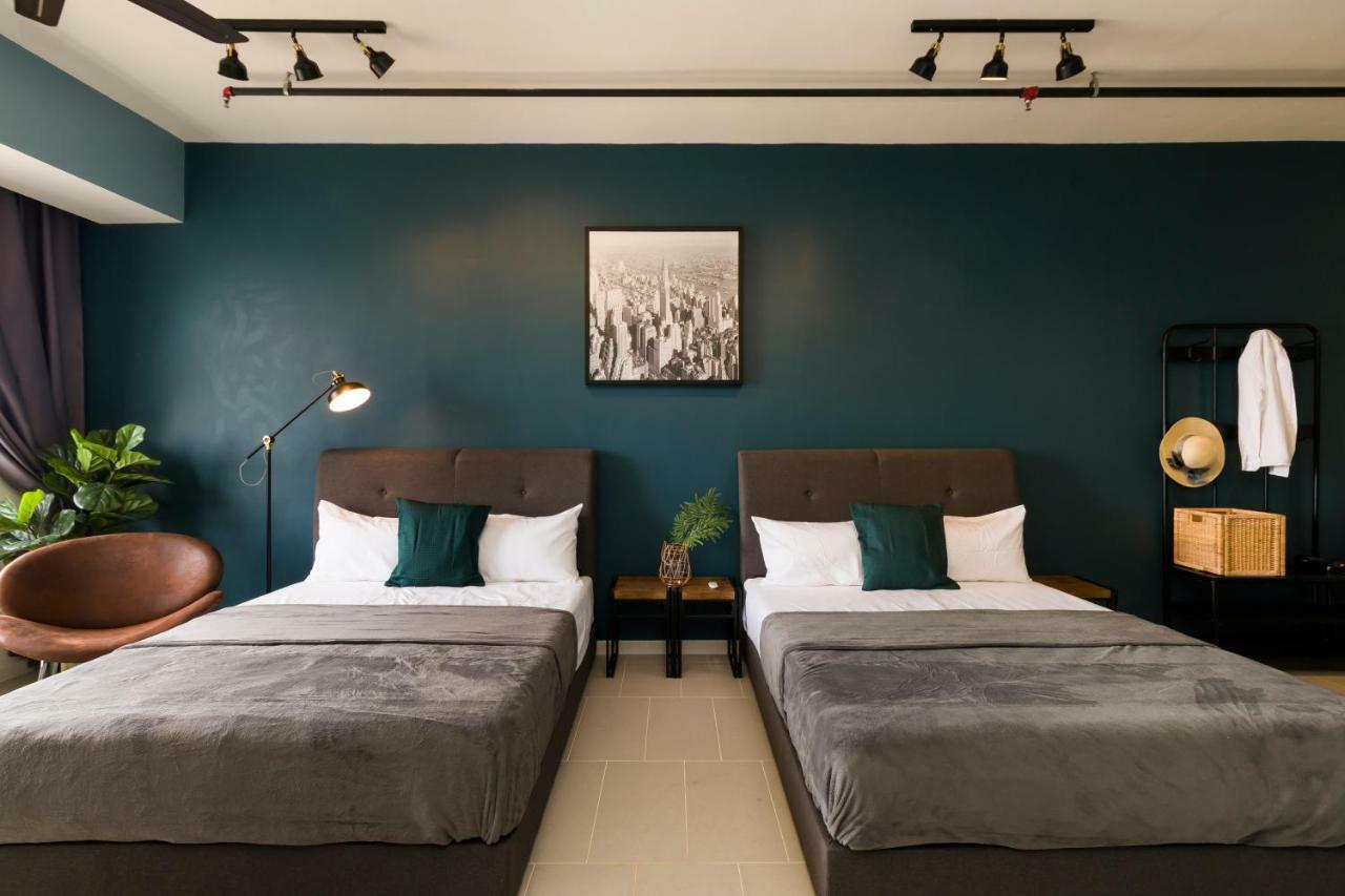 Tamarind Suites@Сайберджая Экстерьер фото